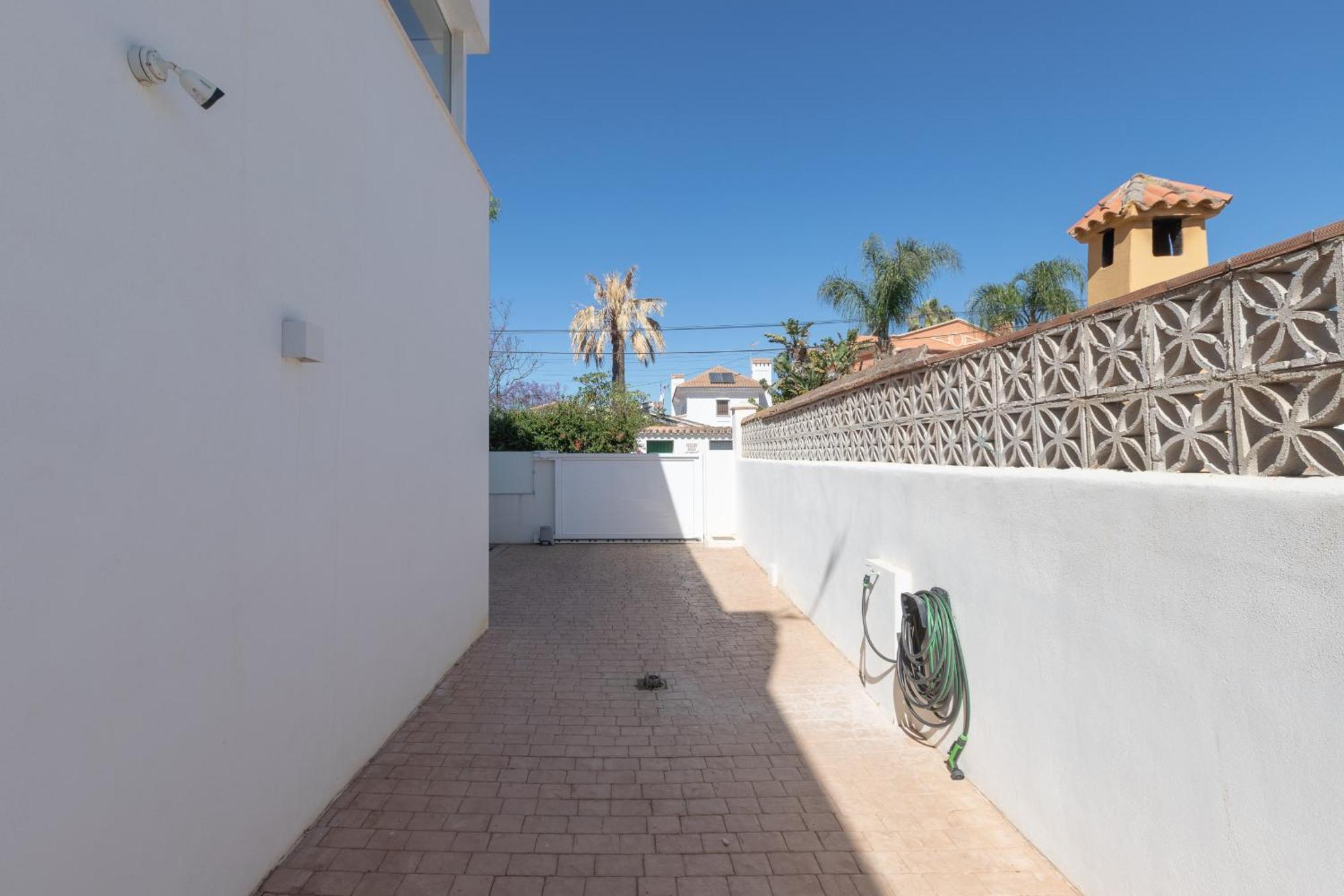 Espectacular Con Piscina En Marbella