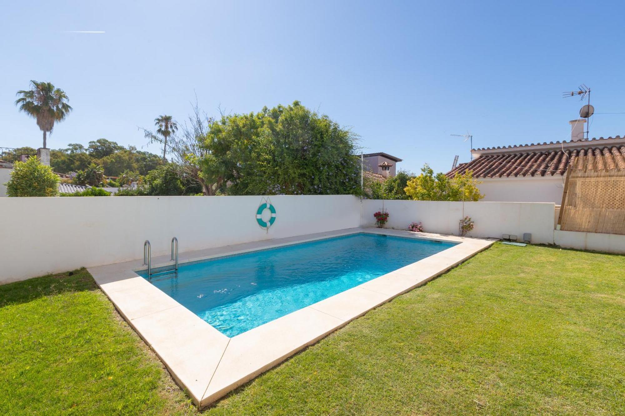 Espectacular Con Piscina En Marbella